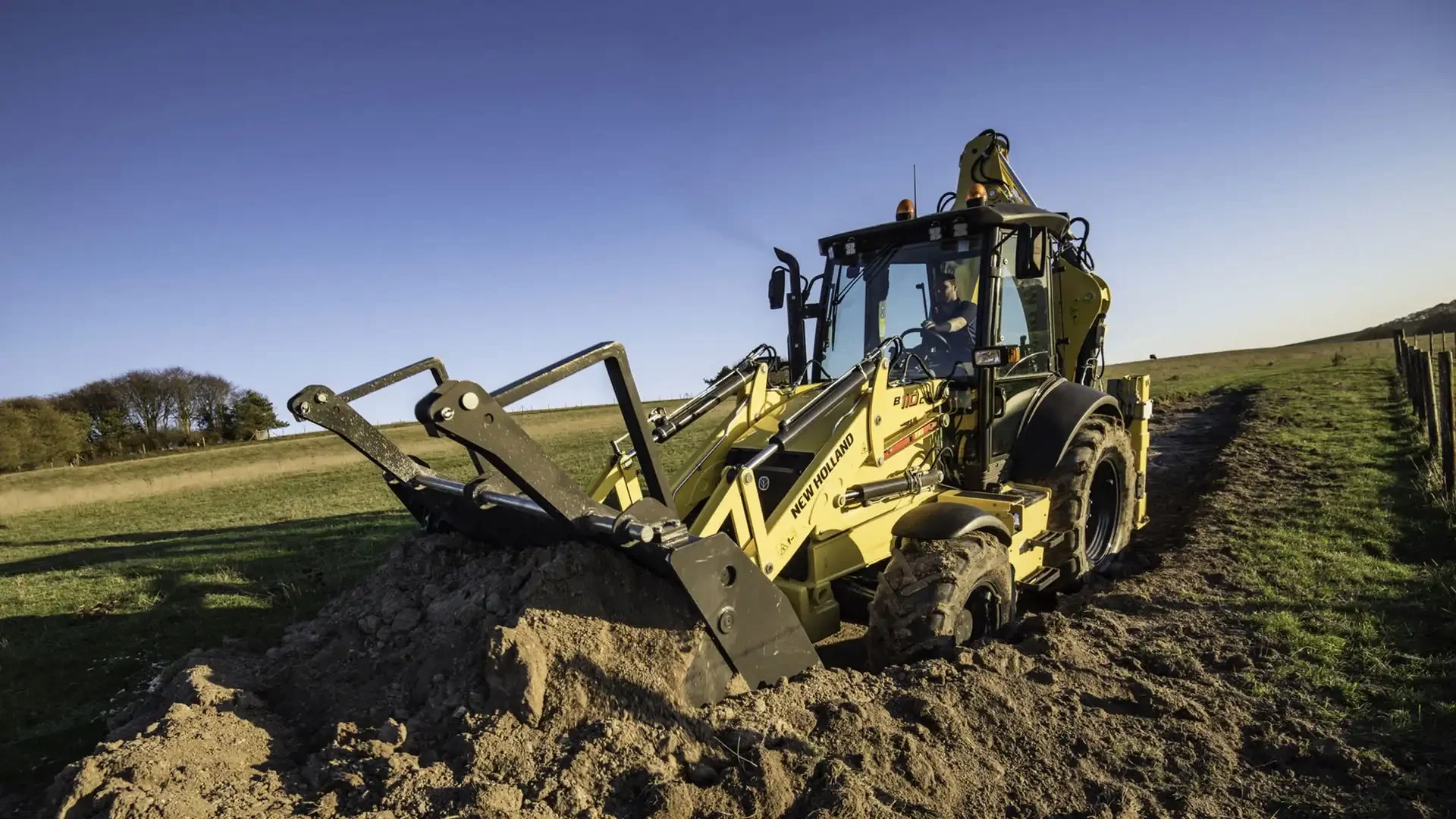 Graaflaadcombinaties Tier 4B · fabrikantbeeld