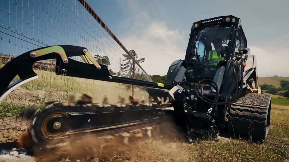 New Holland Construction 2025 Compact Track Loaders